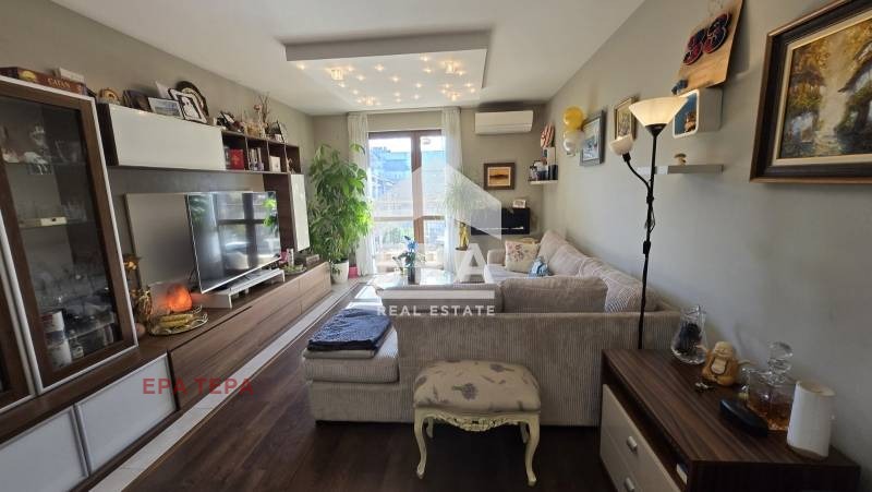 Продава 2-СТАЕН, гр. София, Център, снимка 2 - Апартаменти - 53829908