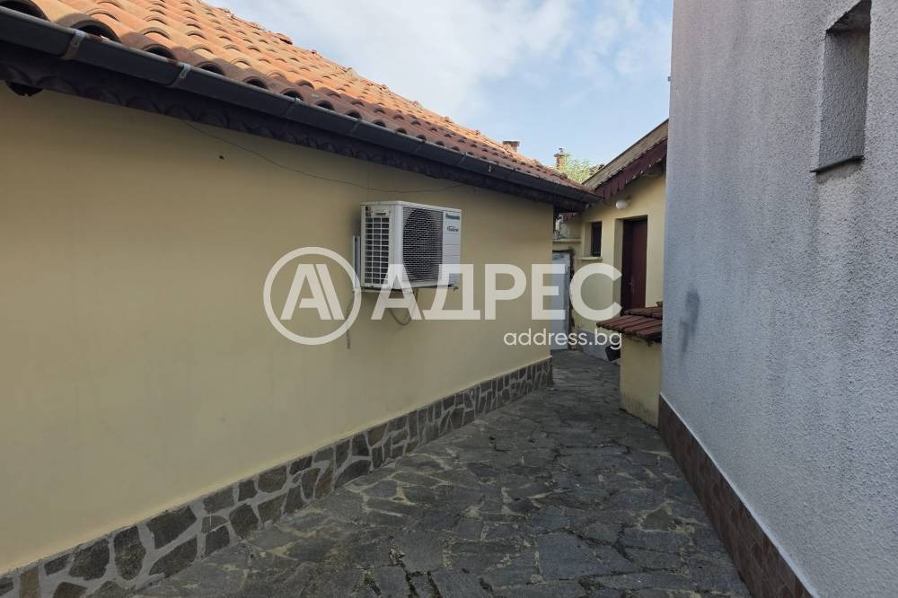 Продава КЪЩА, гр. Ямбол, Каргон, снимка 3 - Къщи - 55949512