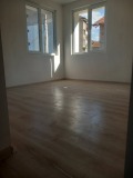 Продава КЪЩА, гр. Лом, област Монтана, снимка 8