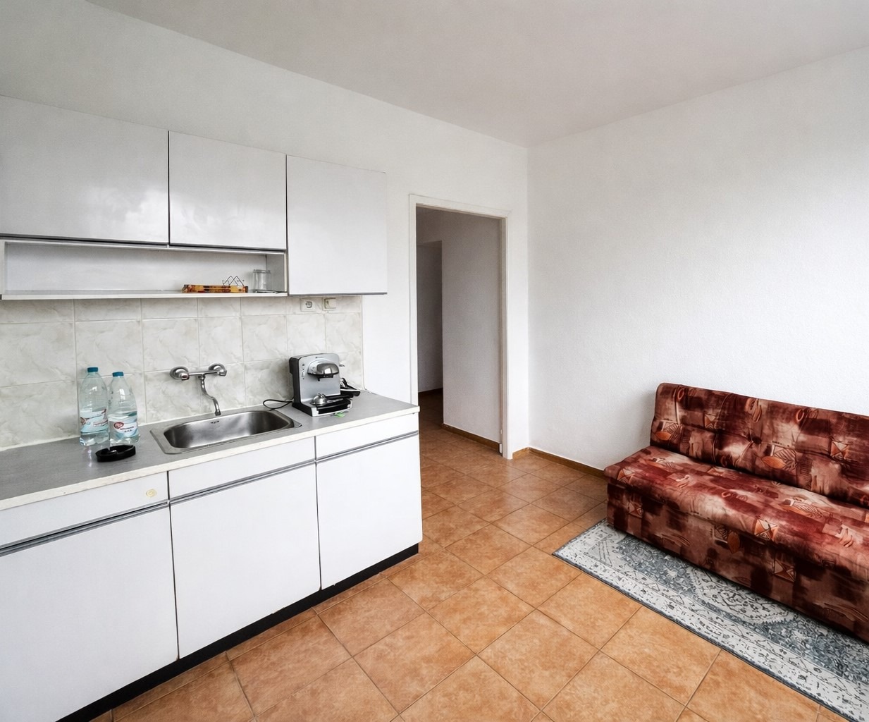 Продава 1-СТАЕН, гр. София, Люлин 9, снимка 2 - Апартаменти - 54205645