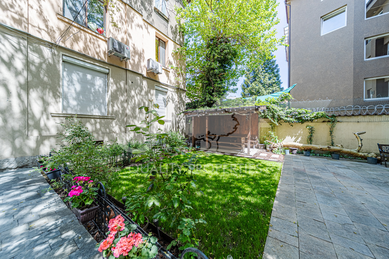Продава 4-СТАЕН, гр. София, Център, снимка 17 - Апартаменти - 54531139