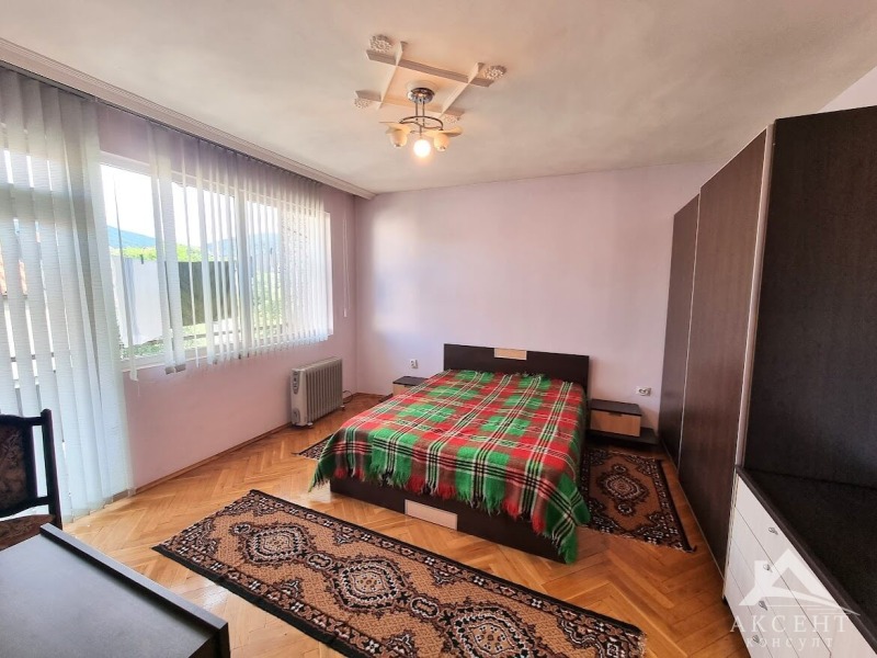 De vânzare  2 dormitoare Pernic , Reno , 98 mp | 85584368 - imagine [12]