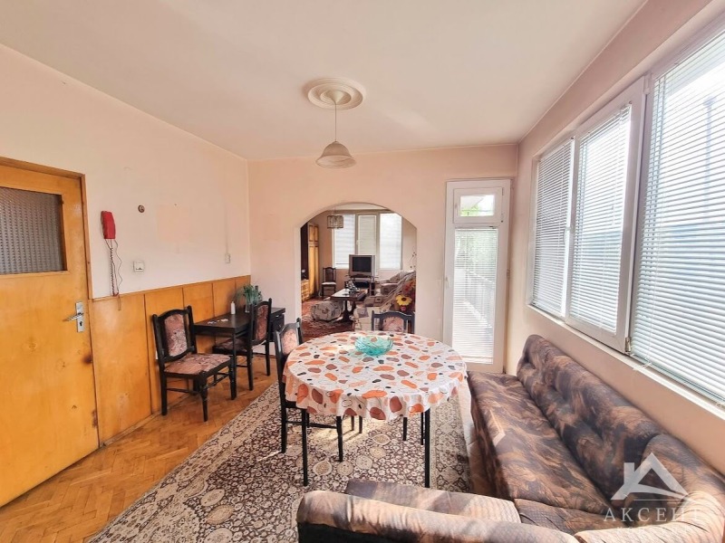 De vânzare  2 dormitoare Pernic , Reno , 98 mp | 85584368 - imagine [6]