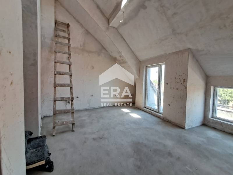 Продава 3-СТАЕН, гр. Варна, Погреби, снимка 3 - Апартаменти - 55190935