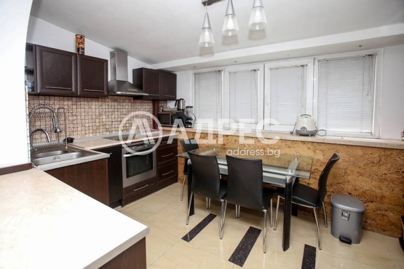 Продава  Многостаен град София , Белите брези , 174 кв.м | 58797382