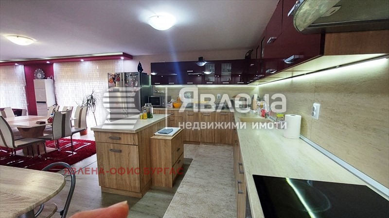 Продава КЪЩА, с. Гълъбец, област Бургас, снимка 8 - Къщи - 49441929