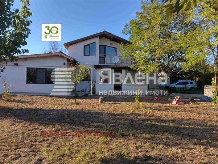 Продава КЪЩА, гр. Варна, с. Каменар