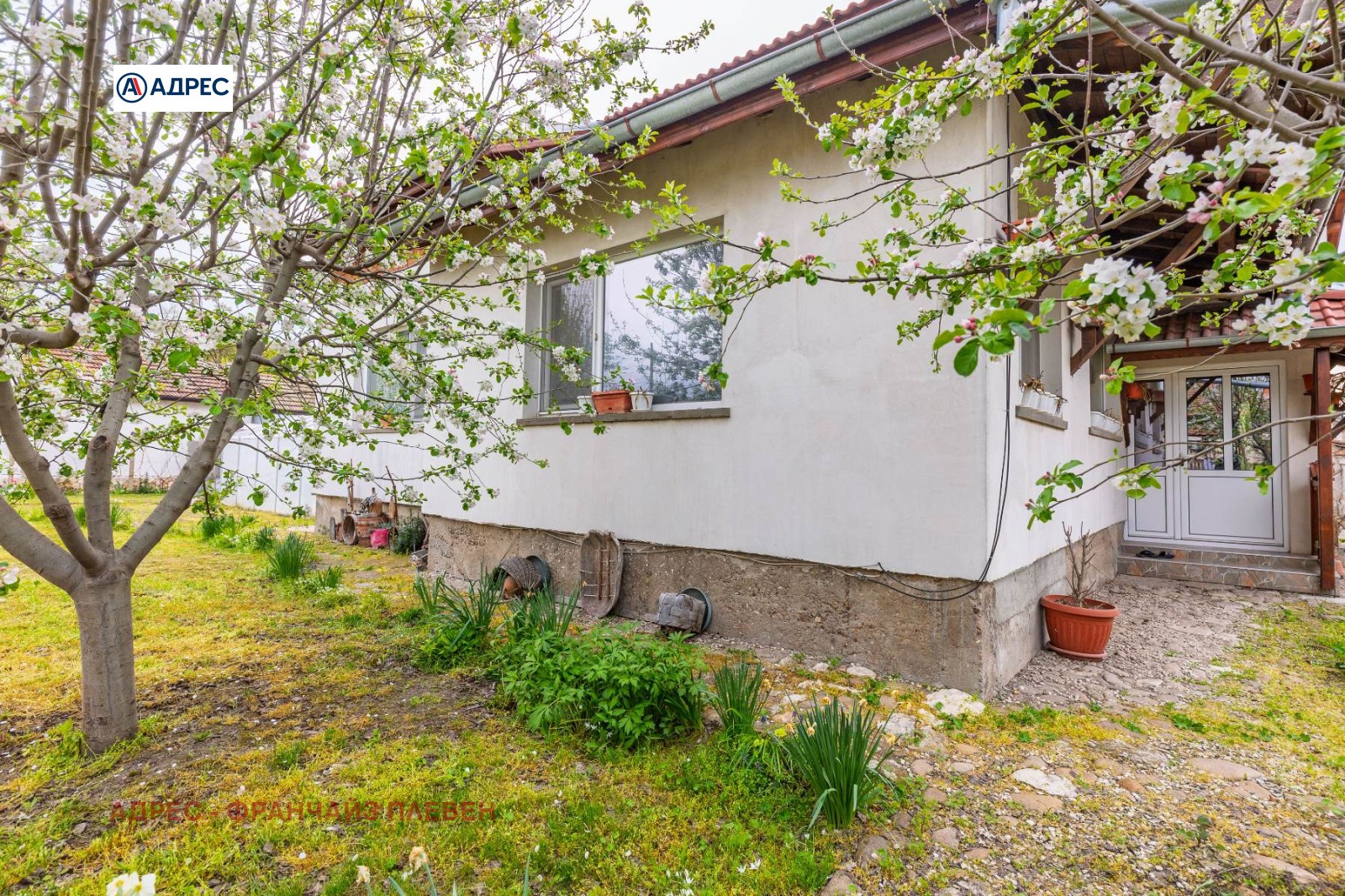 Продава КЪЩА, гр. Долни Дъбник, област Плевен, снимка 3 - Къщи - 54327457