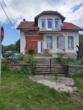 Продава КЪЩА, област Ловеч, с. Гумощник • 50000 € / 97791.50 лв. • 88357909 3