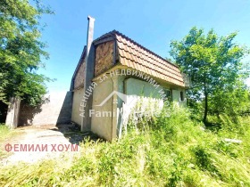 Продажба на имоти в с. Искър, област Варна - изображение 1 