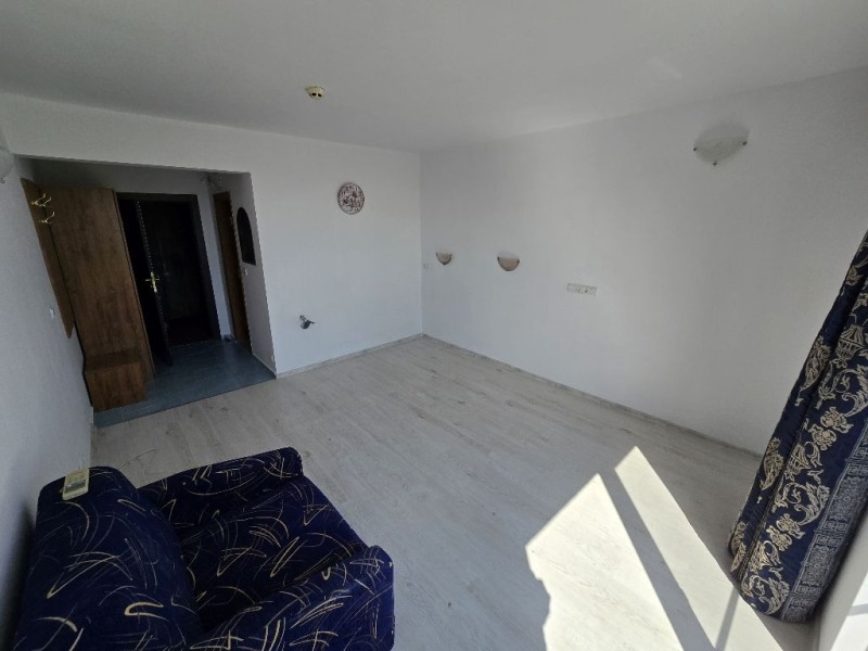 Te koop  Studio regio Boergas , k.k. Slantsjev brjag , 37 m² | 22073708 - afbeelding [2]
