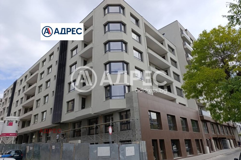 Продава ОФИС, град Варна, Център • 420000 € / 821448.60 лв. • 41187791 1