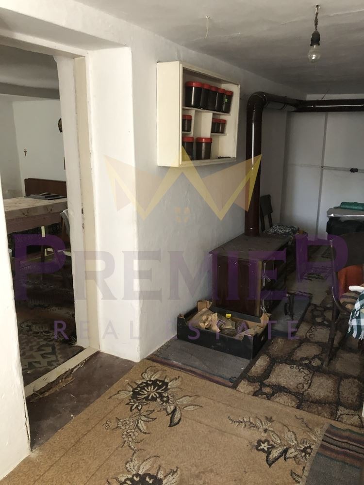 Продава КЪЩА, гр. Вълчи дол, област Варна, снимка 13 - Къщи - 52387108