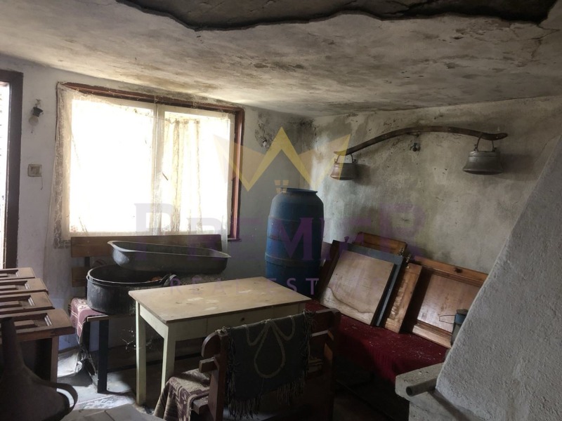 Продава КЪЩА, гр. Вълчи дол, област Варна, снимка 17 - Къщи - 52387108