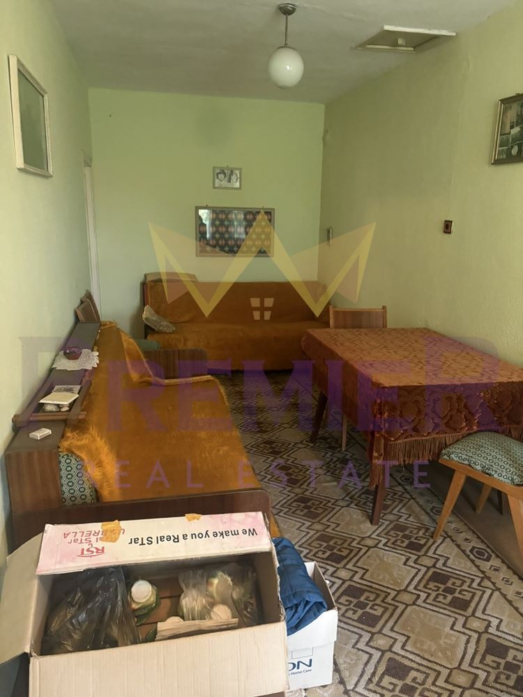 Продава КЪЩА, гр. Вълчи дол, област Варна, снимка 11 - Къщи - 52387108