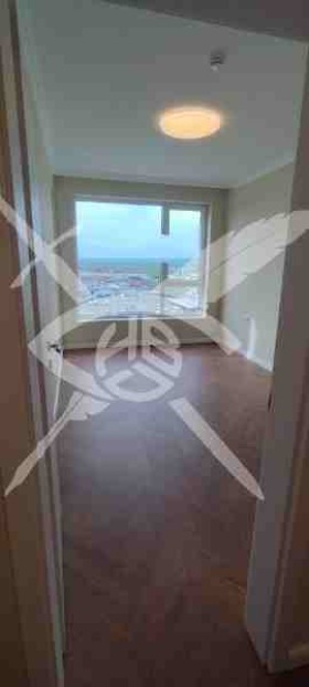 Продава 2-СТАЕН, гр. Бургас, Изгрев, снимка 2 - Апартаменти - 54138139