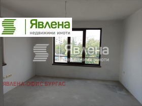 3-стаен град Бургас, Изгрев 4