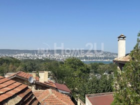 Étage de la maison Asparouhovo, Varna