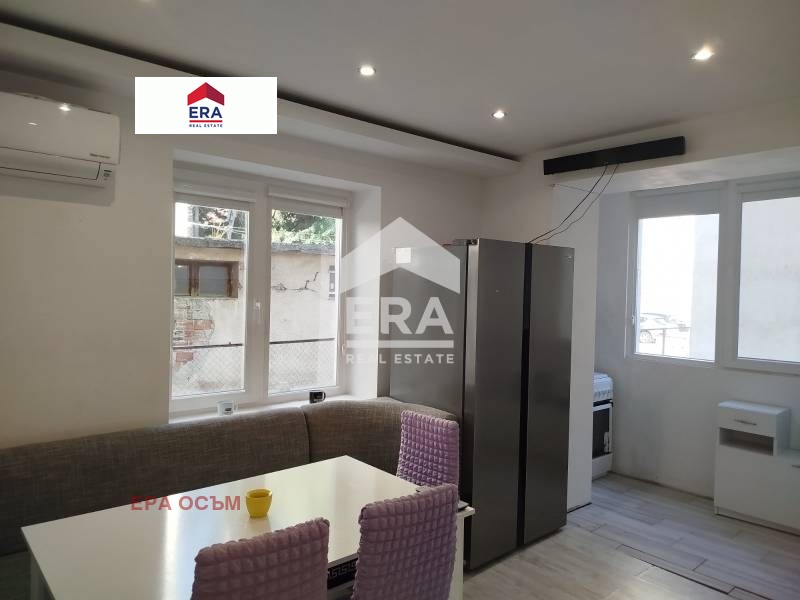 Продава 2-СТАЕН, гр. Ловеч, Широк център, снимка 3 - Апартаменти - 55443916