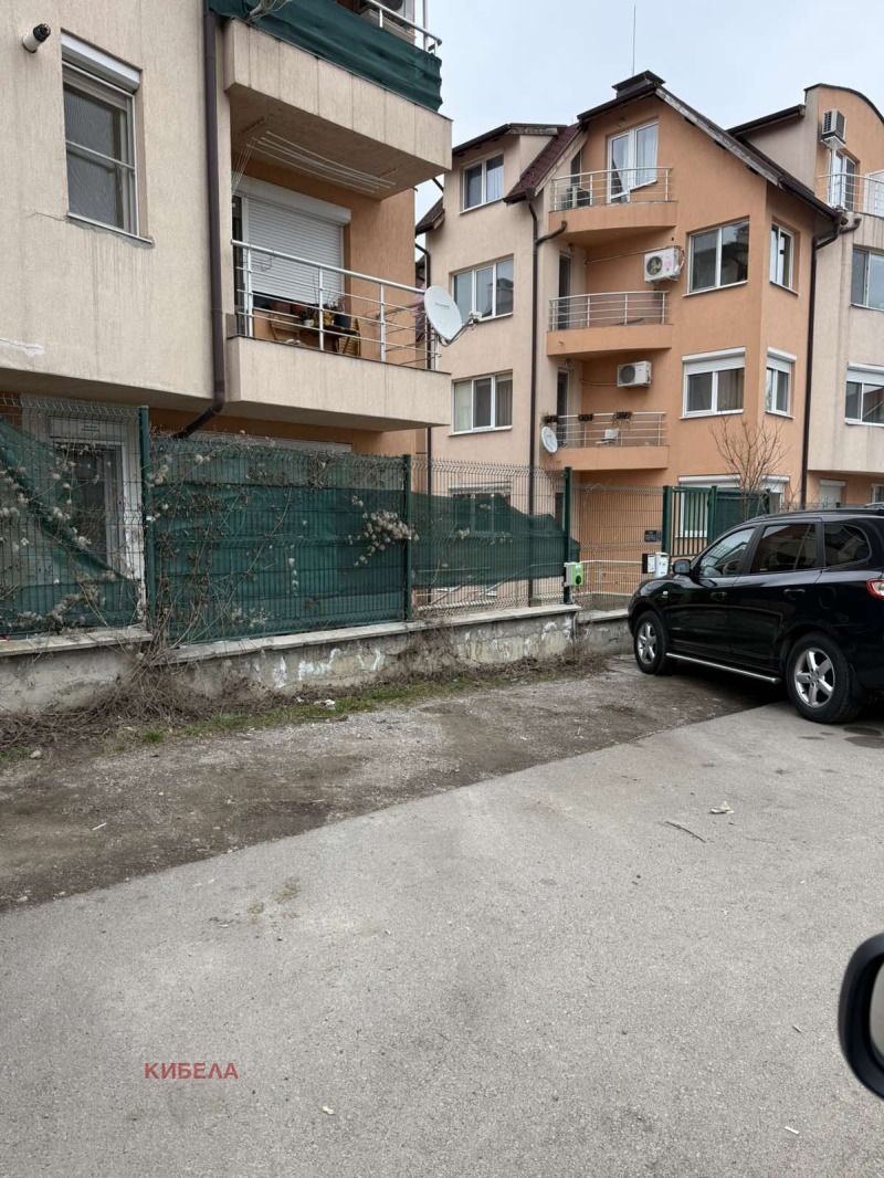 Продава  3-стаен град София , Карпузица , 92 кв.м | 93632148