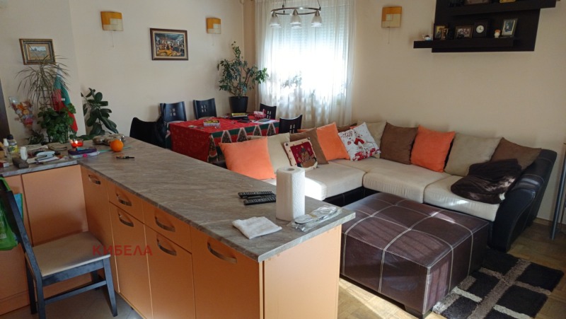 Продава  3-стаен град София , Карпузица , 91 кв.м | 93632148 - изображение [4]