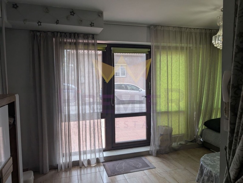 En venta  2 dormitorios Varna , Lyatno kino Trakiya , 50 metros cuadrados | 69913727 - imagen [4]