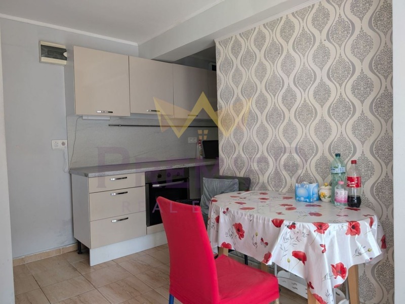 En venta  2 dormitorios Varna , Lyatno kino Trakiya , 50 metros cuadrados | 69913727 - imagen [5]