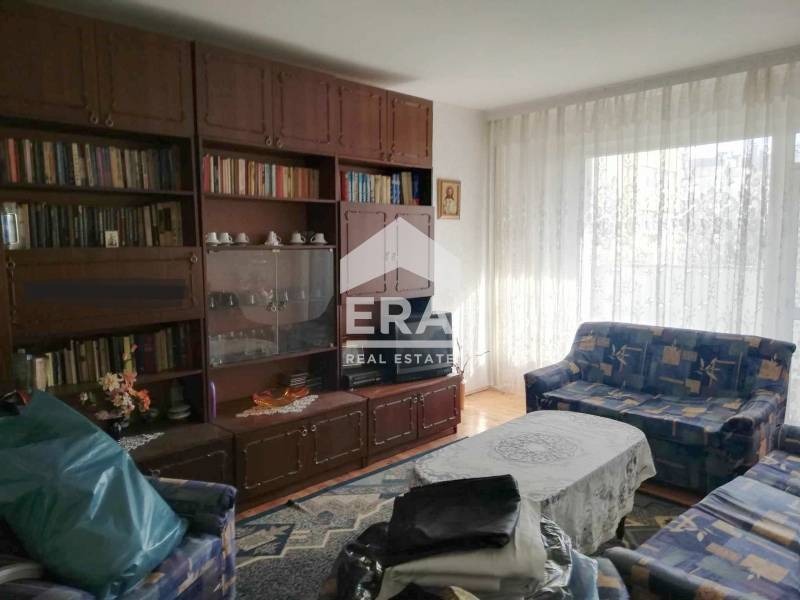 Продава  3-стаен град Хасково , Бадема , 81 кв.м | 94571350 - изображение [8]