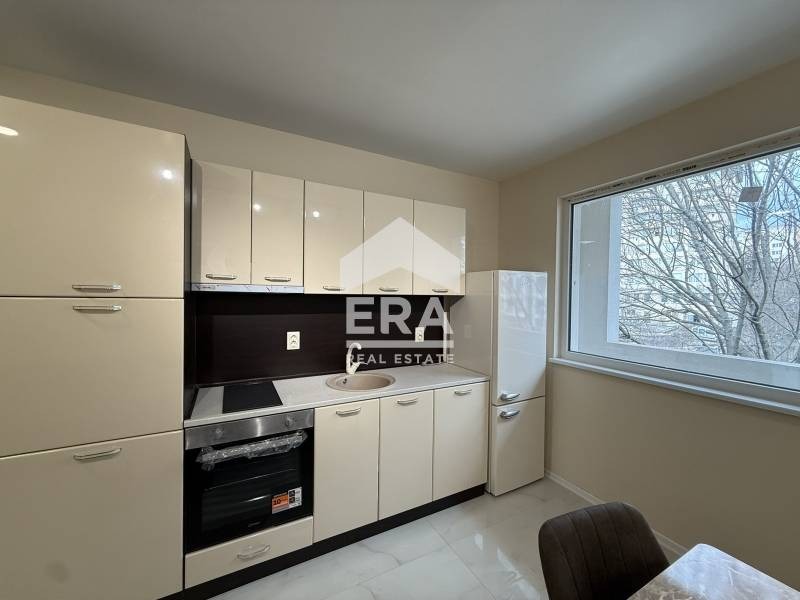 Продава 3-СТАЕН, гр. Велико Търново, Акация, снимка 2 - Апартаменти - 53607107