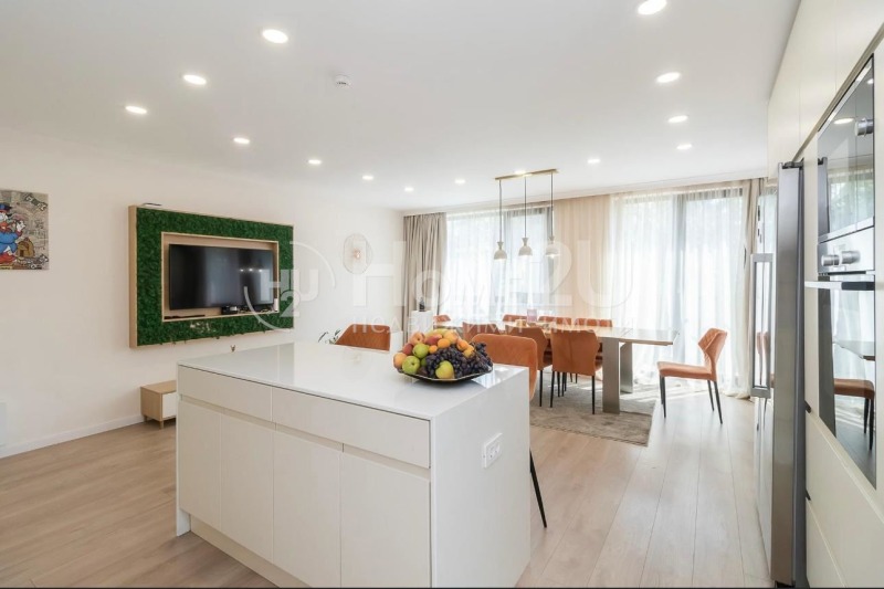 Продава  Мезонет град Варна , к.к. Св.Св. Константин и Елена , 290 кв.м | 69017528 - изображение [2]