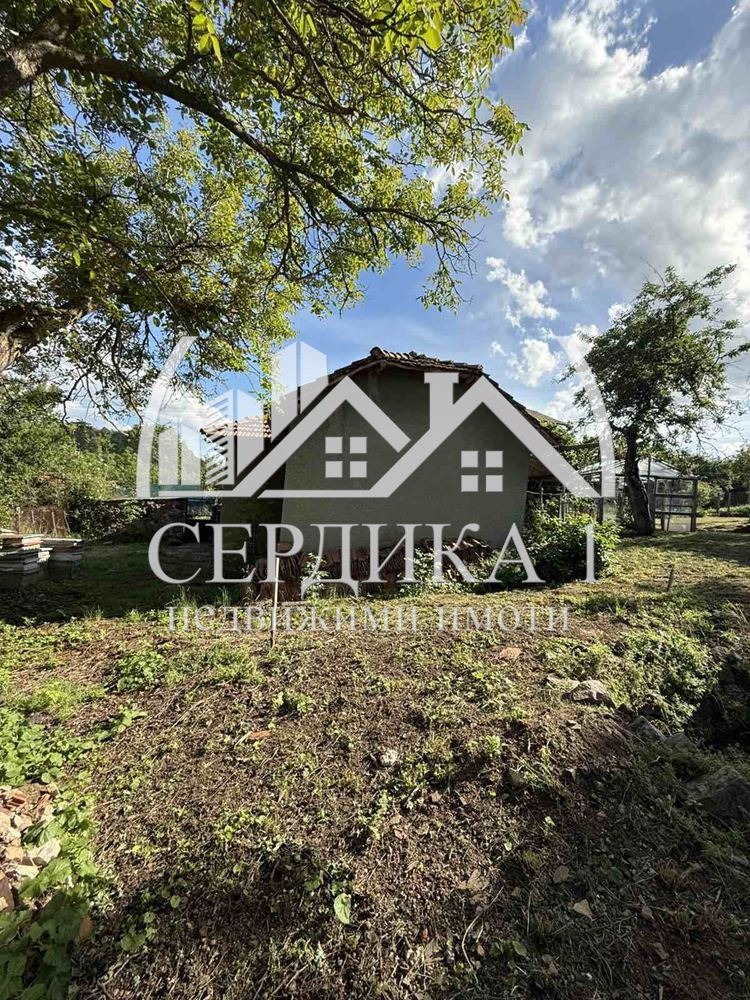 Продава КЪЩА, с. Садовик, област Перник, снимка 8 - Къщи - 55467231