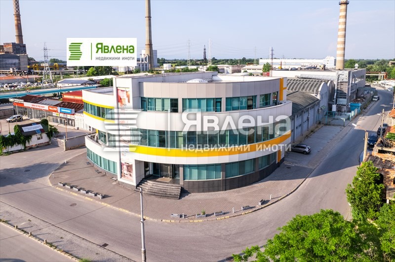 Продава  Пром. помещение град Пловдив , Индустриална зона - Север , 8199 кв.м | 81597026