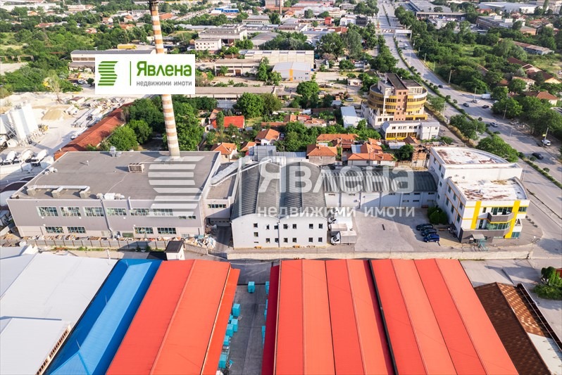Продава  Пром. помещение град Пловдив , Индустриална зона - Север , 8199 кв.м | 81597026 - изображение [3]