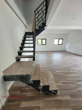 Maisonette Tombul djamiia, Șumen 1