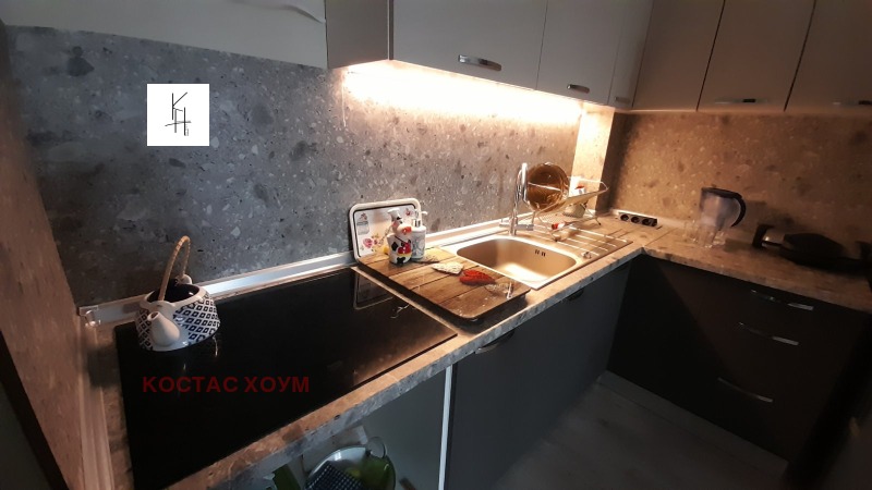 Продава 2-СТАЕН, гр. Варна, Възраждане 1, снимка 1 - Aпартаменти - 49056952