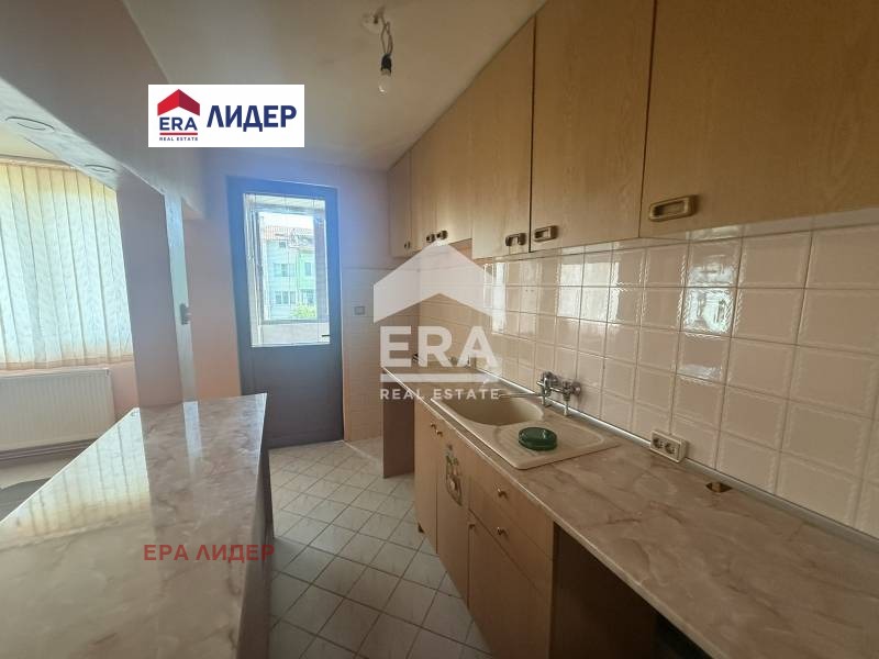 Продава 4-СТАЕН, гр. Русе, Дружба 3, снимка 5 - Апартаменти - 55095036