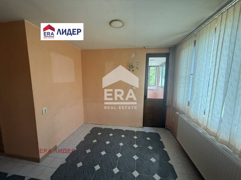 Продава 4-СТАЕН, гр. Русе, Дружба 3, снимка 4 - Апартаменти - 55095036