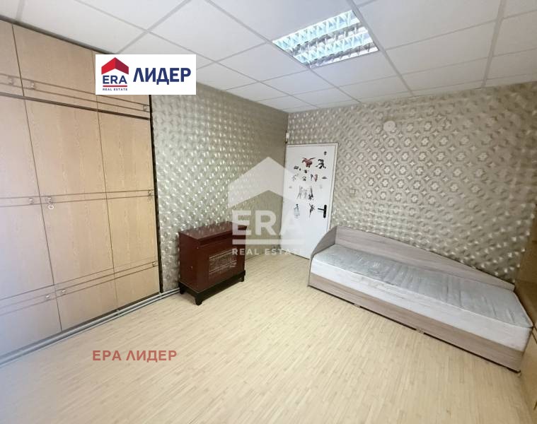 Продава 4-СТАЕН, гр. Русе, Дружба 3, снимка 16 - Апартаменти - 55095036