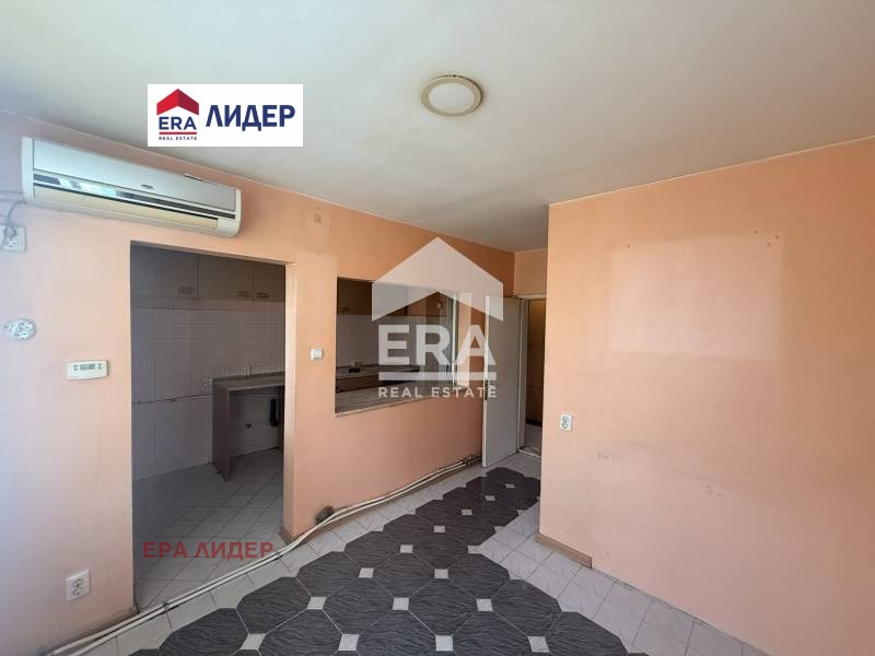 Продава 4-СТАЕН, гр. Русе, Дружба 3, снимка 7 - Апартаменти - 55095036