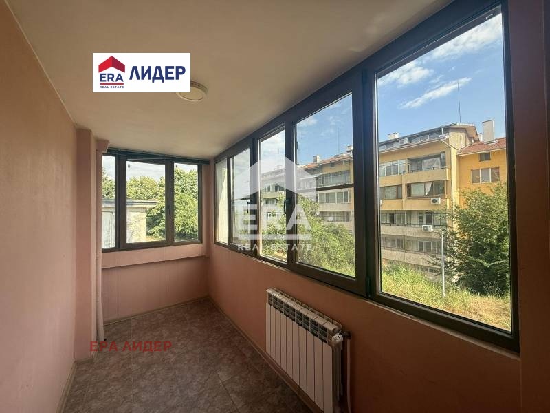 Продава 4-СТАЕН, гр. Русе, Дружба 3, снимка 9 - Апартаменти - 55095036