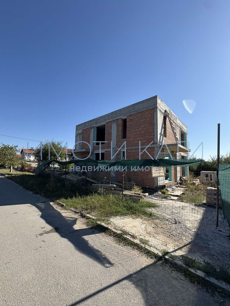Продава КЪЩА, град София, Суходол • 425000 € • 57036439 — Holmes.bg