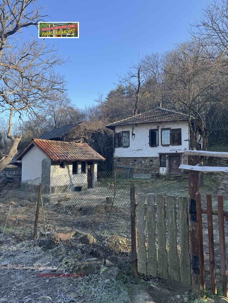 Продава КЪЩА, с. Гаврил Геново, област Монтана, снимка 2 - Къщи - 52799656