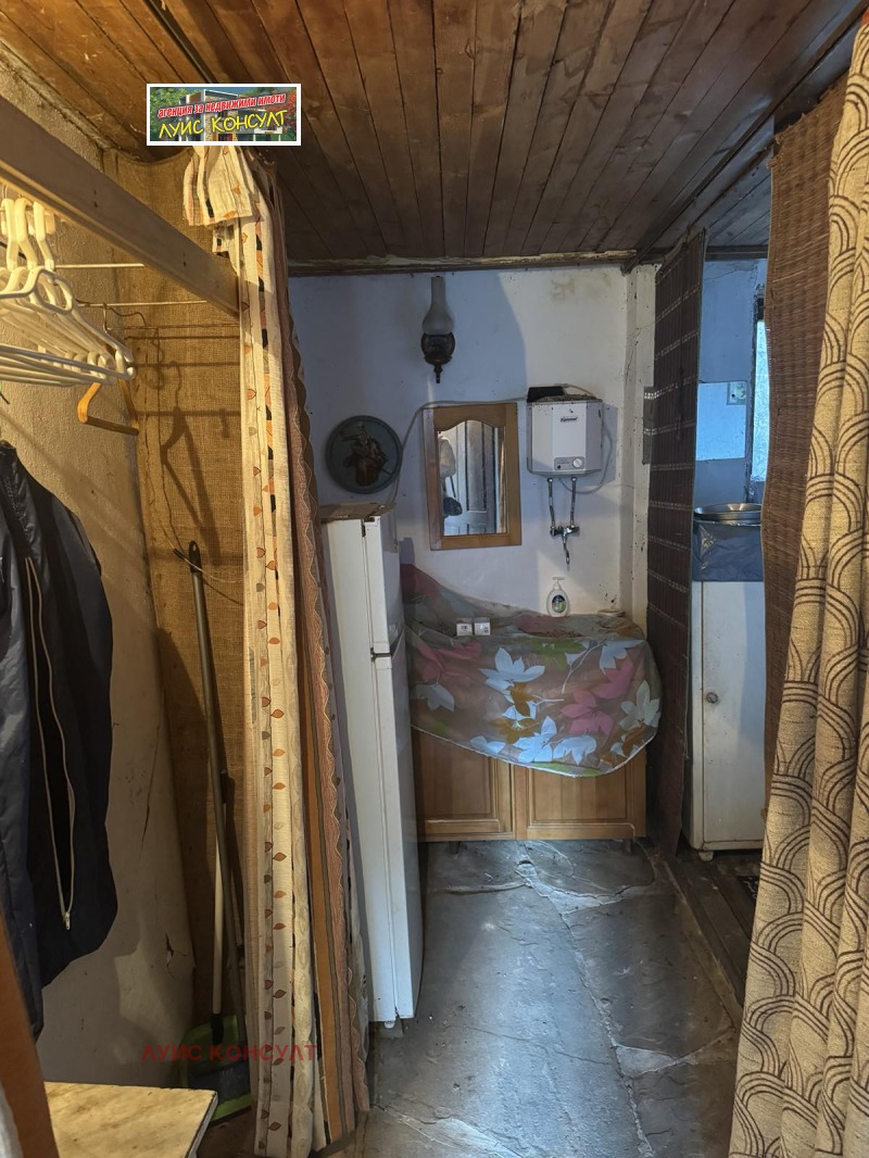 Продава КЪЩА, с. Гаврил Геново, област Монтана, снимка 12 - Къщи - 52799656