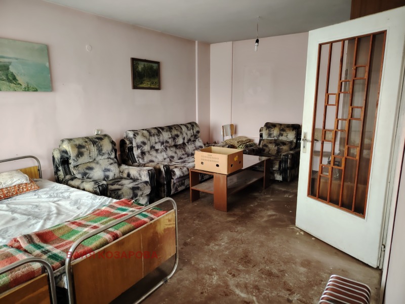 Продава КЪЩА, с. Пелишат, област Плевен, снимка 3 - Къщи - 53380153