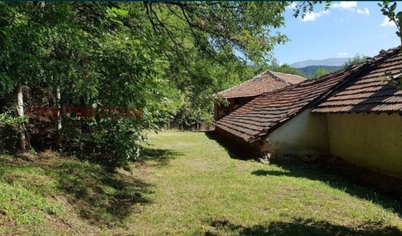 Продава  Пром. помещение област София , гр. Пирдоп , 632 кв.м | 73231838 - изображение [2]