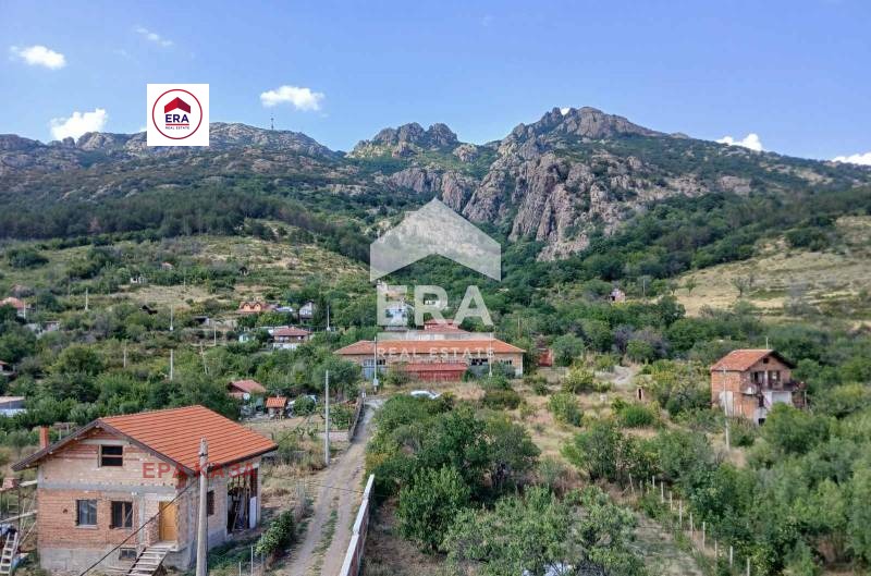 Продава  Парцел град Сливен , в.з. Сливен , 1400 кв.м | 15262801