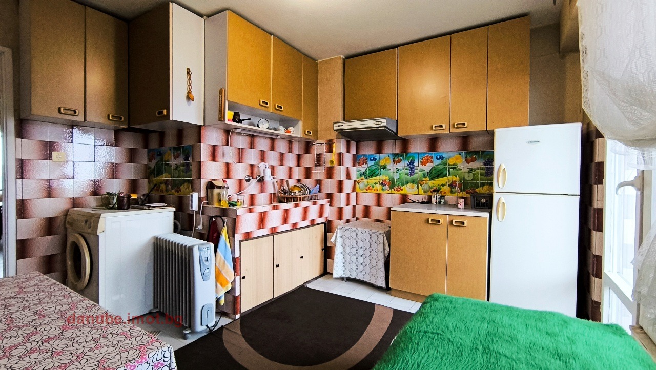 Продава 3-СТАЕН, гр. Русе, Широк център, снимка 2 - Апартаменти - 54312912