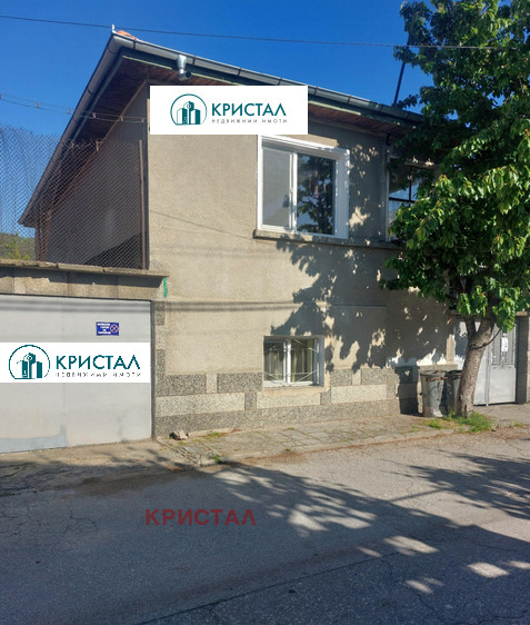 Продава КЪЩА, с. Устина, област Пловдив, снимка 1 - Къщи - 48420902