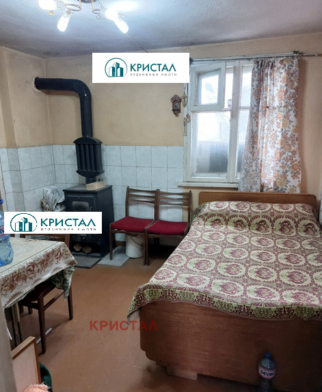 Продава КЪЩА, с. Устина, област Пловдив, снимка 4 - Къщи - 48420902