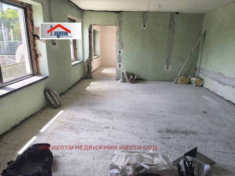 Na prodej  Dům oblast Pleven , Grivica , 100 m2 | 49747021 - obraz [8]